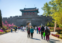 山海关景区公司召开清明节工作复盘会！