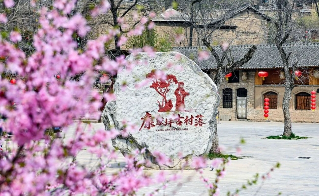 汉服游云丘，花海漫步寻美景，五一好玩到Next Level！