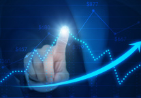 携程CEO预测2025年中国旅游业收入将翻倍增长