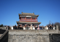 大学生旅游推荐官冬季打卡山海关景区