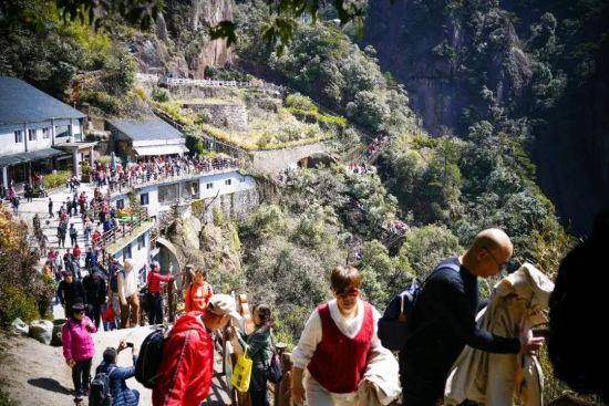 江西三清山旅游市场火热出圈，3个月内迎来两个“高峰期”