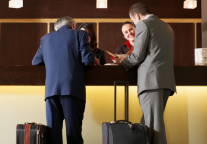 外国游客在华住宿困境，酒店业如何破局？ 