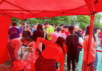 龟峰景区“爱心送考”