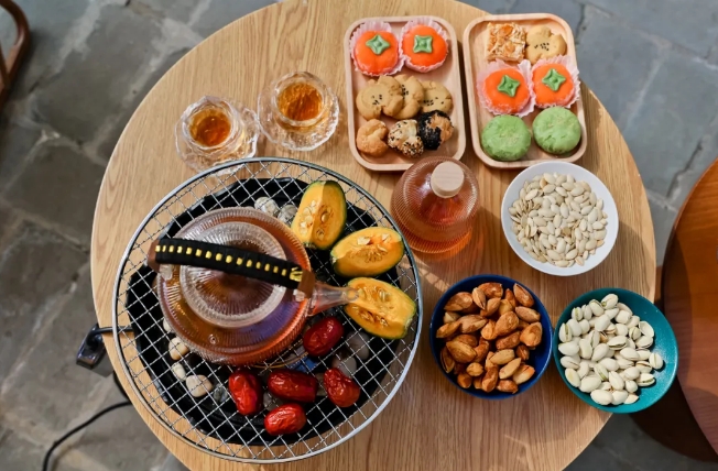 云丘山也有自己的“茶颜悦色”啦！走，去小院喝茶去！