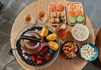 云丘山也有自己的“茶颜悦色”啦！走，去小院喝茶去！