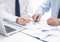 西域旅游：2024年营业收入3.04亿，净利润8651.31万元