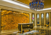 成都万达瑞华酒店携手五粮液共享中秋团圆佳节