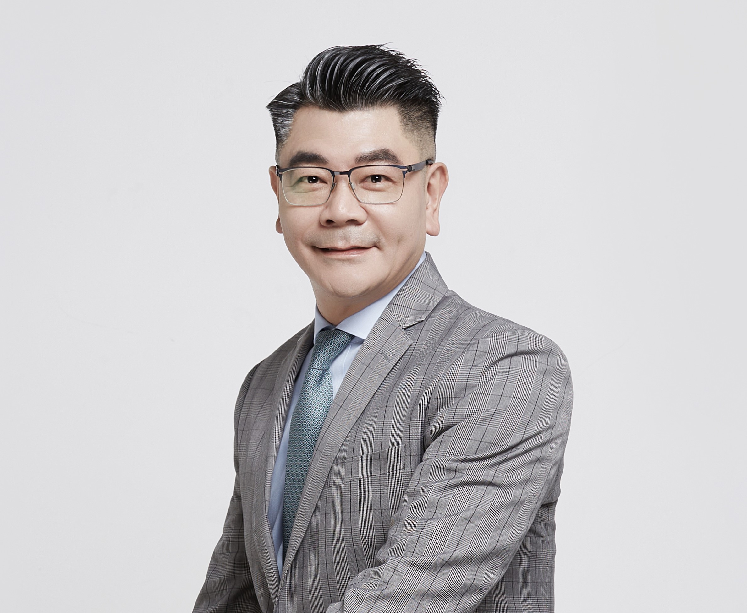 周伟乾（Ken Chow）出任深圳康莱德酒店总经理