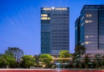 万斯酒店集团亮相迈点品牌发展大会：以差异化破局内卷,招城市合伙人共拓万亿市场