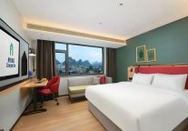 康铂酒店落地桂林阳朔，山水间的法式浪漫之旅