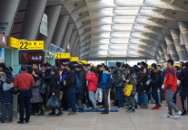 约172万人次，清明假期珠海边检总站迎来双向客流叠加高峰