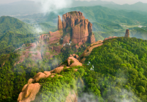 开着奔驰去旅行，这一站———龟峰景区！