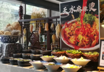 来泰安富力万达嘉华酒店吃天水麻辣烫