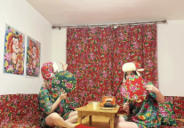 穿大花袄住进大炕房  深度体验东北生活成冰雪游新趋势