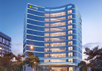 佰翔琨烁酒店，旅途中的艺术·家