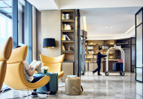 万达美华酒店助力世界阅读日，倡导以书为伴，以阅读为乐