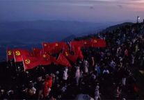 一年引来80万“特种兵”夜爬！江西这座山你去过吗？