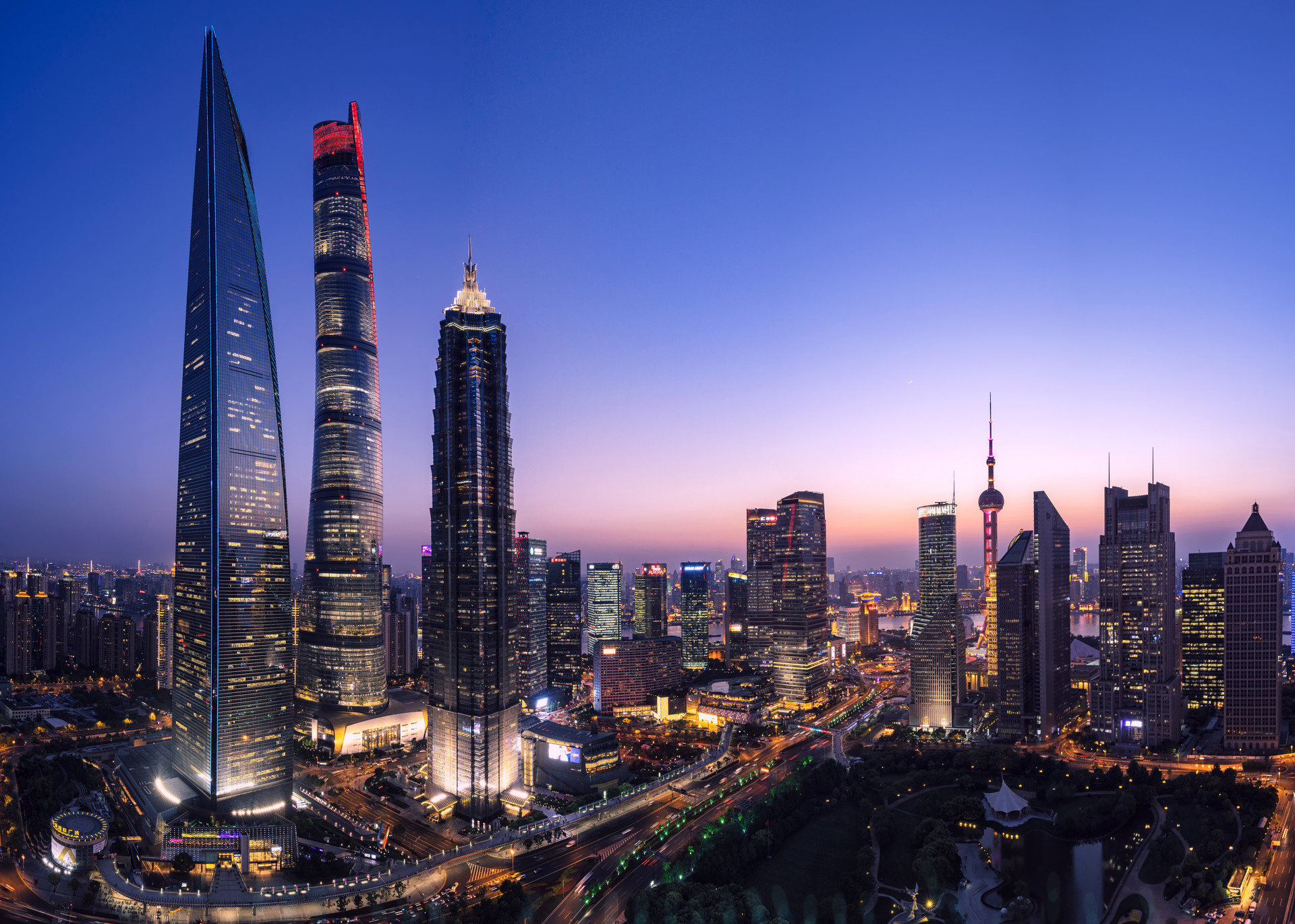 摄图网_500648416_banner_上海陆家嘴城市建筑风光（企业商用）.jpg