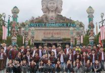 最好的课堂在路上！明月山迎800人研学团！