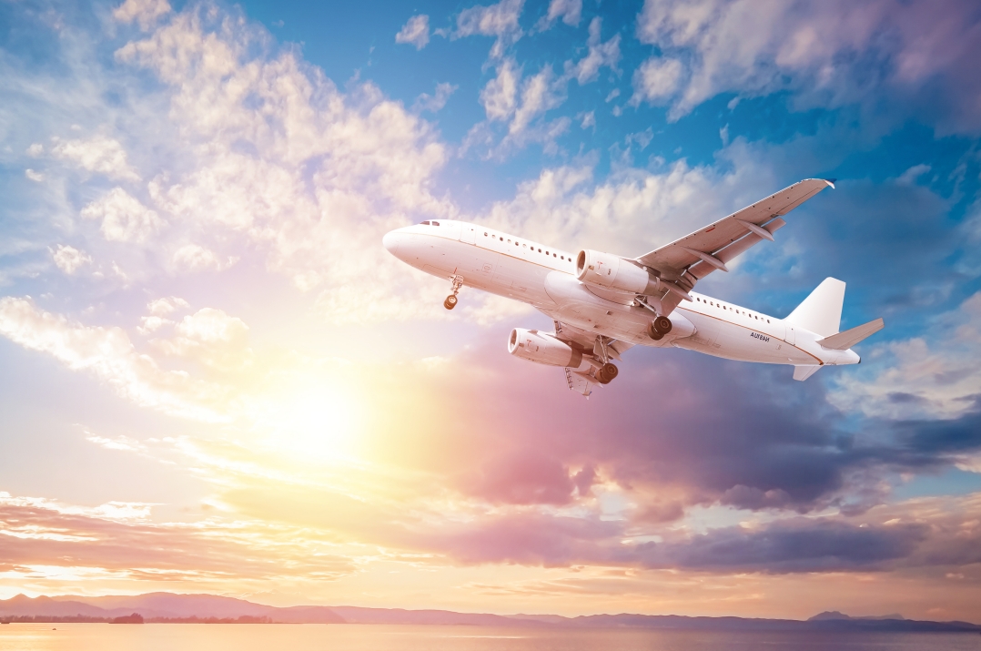 海南航空：7月旅客周转量同比上升15.86%