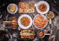 成都万达瑞华酒店美食汇主题晚餐以礼致「蟹」