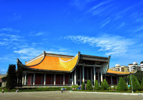 清明红色旅游升温，中青年游客占比最高