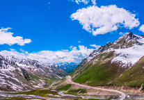 今年冬天，独库公路库车段冬季“不打烊”!
