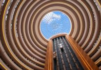 国际五星酒店拍卖热潮：高端酒店市场竞争的新篇章？ 