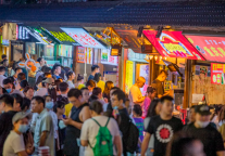 “摆地摊”，五星级酒店餐饮求生记