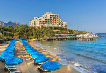 埃克苏玛瑰丽酒店将2028年开业