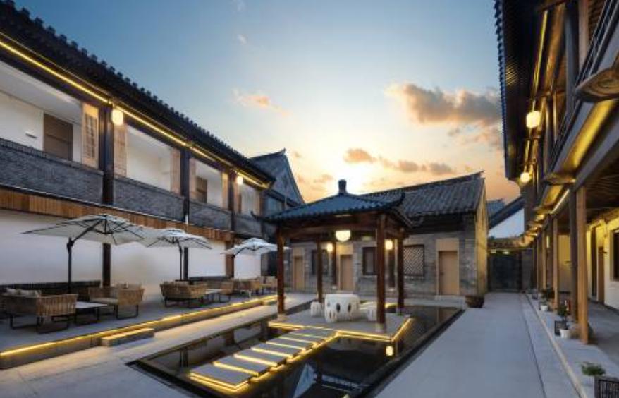 陌上艺宿(台儿庄古城风景区店).jpg