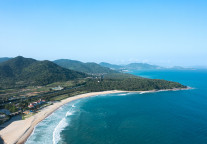 海南万宁日月湾中旅逐浪度假区开业