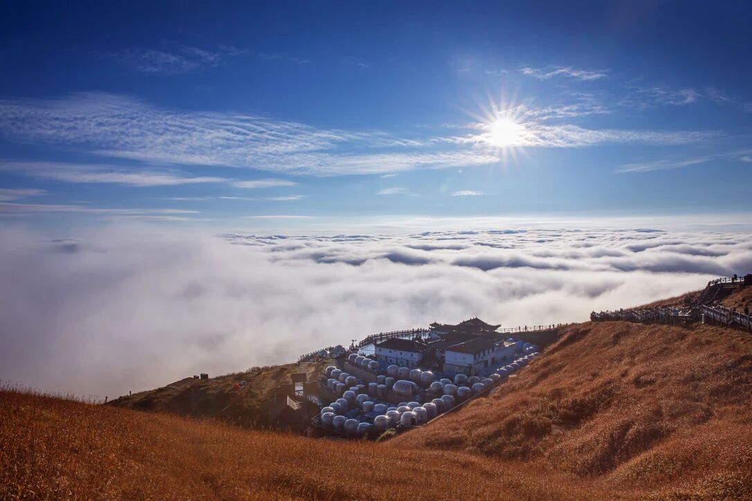 谁懂啊！！武功山金顶住宿攻略太实用啦～