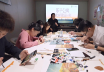 乐乎公寓秋日艺术沙龙成功举办，首位驻留艺术家沈英杰引领社区美育新风尚