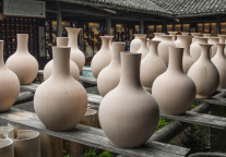 银河通用联手景德镇陶文旅集团，打造全国首个陶瓷文旅具身智能示范区