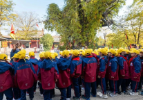 研学打卡洪洞大槐树景区！小学生在行走中读懂“根”的故事
