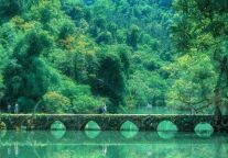  荔波新店启幕！下榻美贵酒店，枕山水入眠