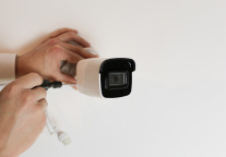 大厂入局，酒店偷拍有救了？