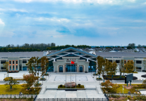 行走的秋韵研学课堂：悟史·学艺·知新