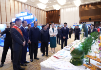 擘画高质量发展新蓝图｜湖南旅游集团旗下华天集团荣获“湖南省省长质量奖”