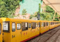 遂昌迎来全球首部！ 深入地心的地轨缆车进入试运行阶段