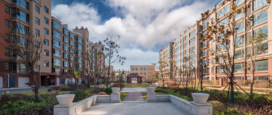 济南柏然人才中心保租房项目交付钥匙，提供2729间公寓