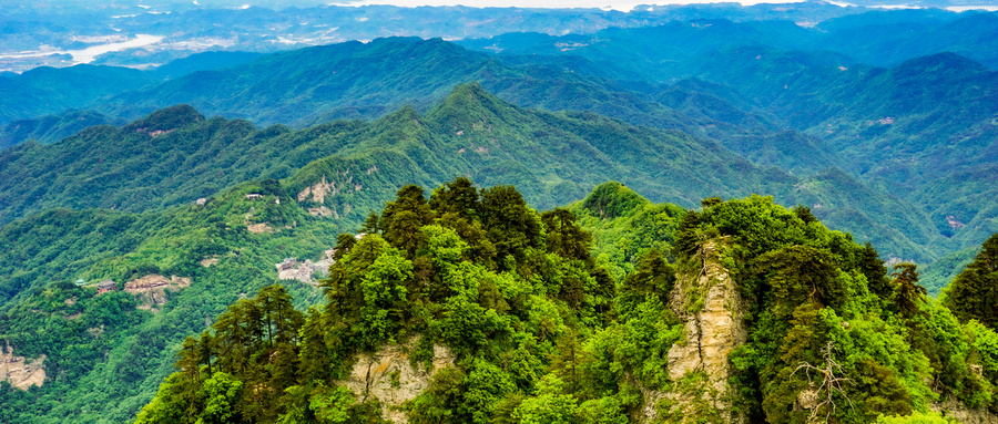 10亿元，湖北文旅集团中期票据付息