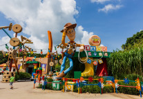 迪士尼正式换帅 D’Amaro接任首席执行官