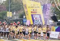 2026武汉马拉松赛事带动经济效益达10.15亿元