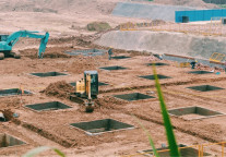 华晨宇拿下三块地，顶流想盖主题乐园