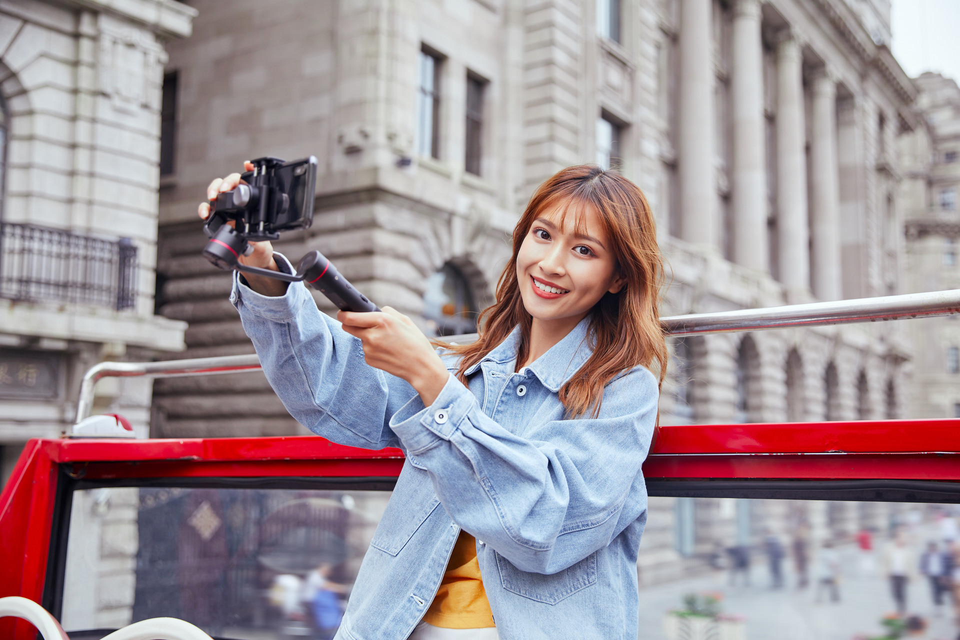 美团：今年春节美团用户人均打卡2.2个城市