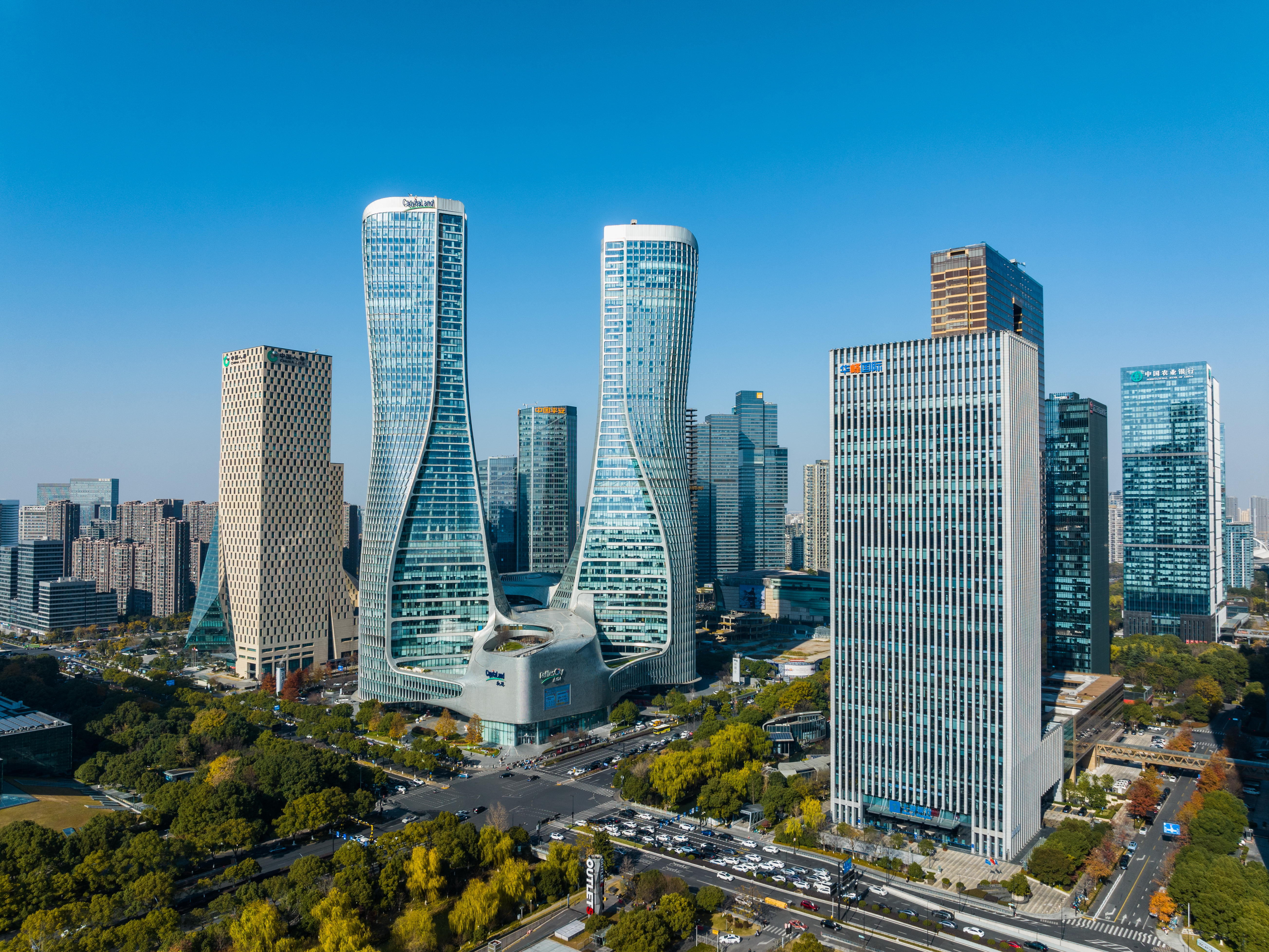 复星旅文多元度假产品线闪耀马年春节