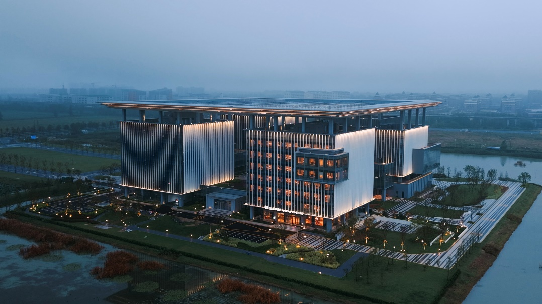 双湖之约，古今对话：万达生活方式酒店深耕文旅融合新路径