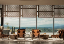 高端市场下滑，华住却抛出“四大品牌”突围？